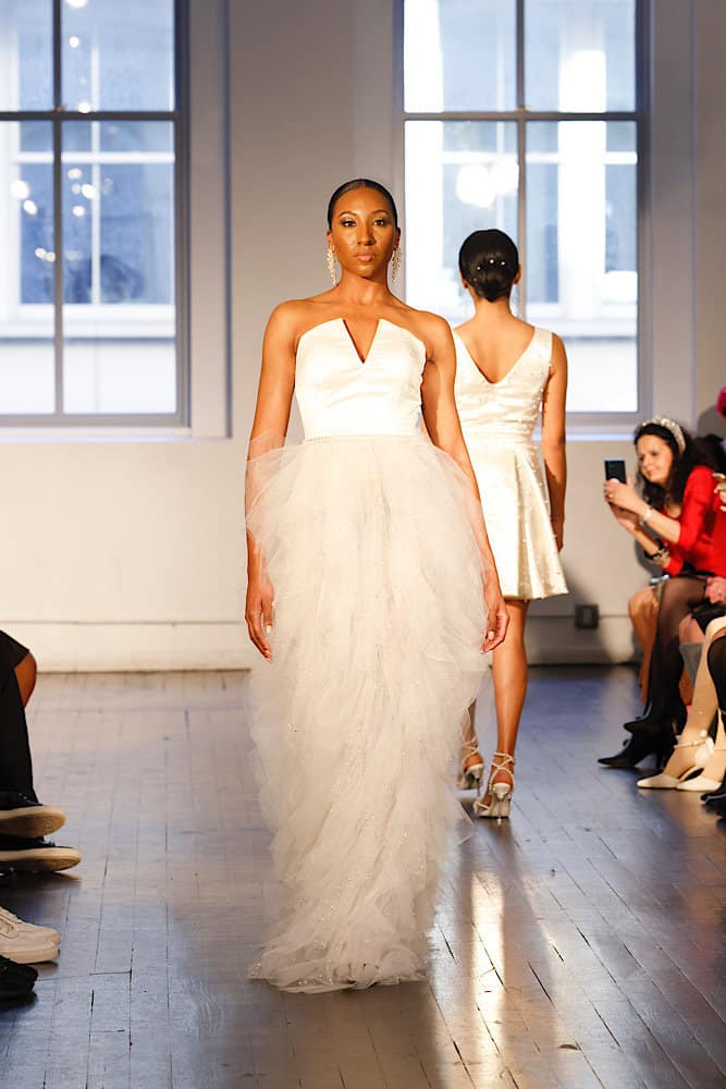 Dell Scott's Latest Collection Takes New York Fashion Week by Storm