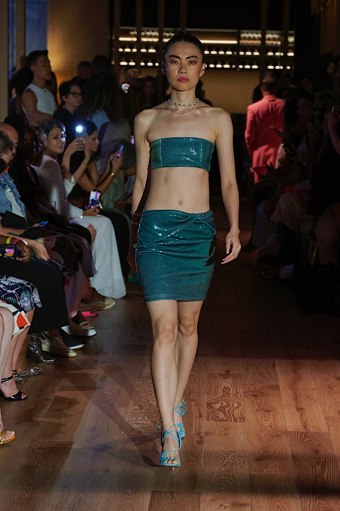 New York Fashion Week Goes Green with Dur Doux's “Sous-Marine” Collection