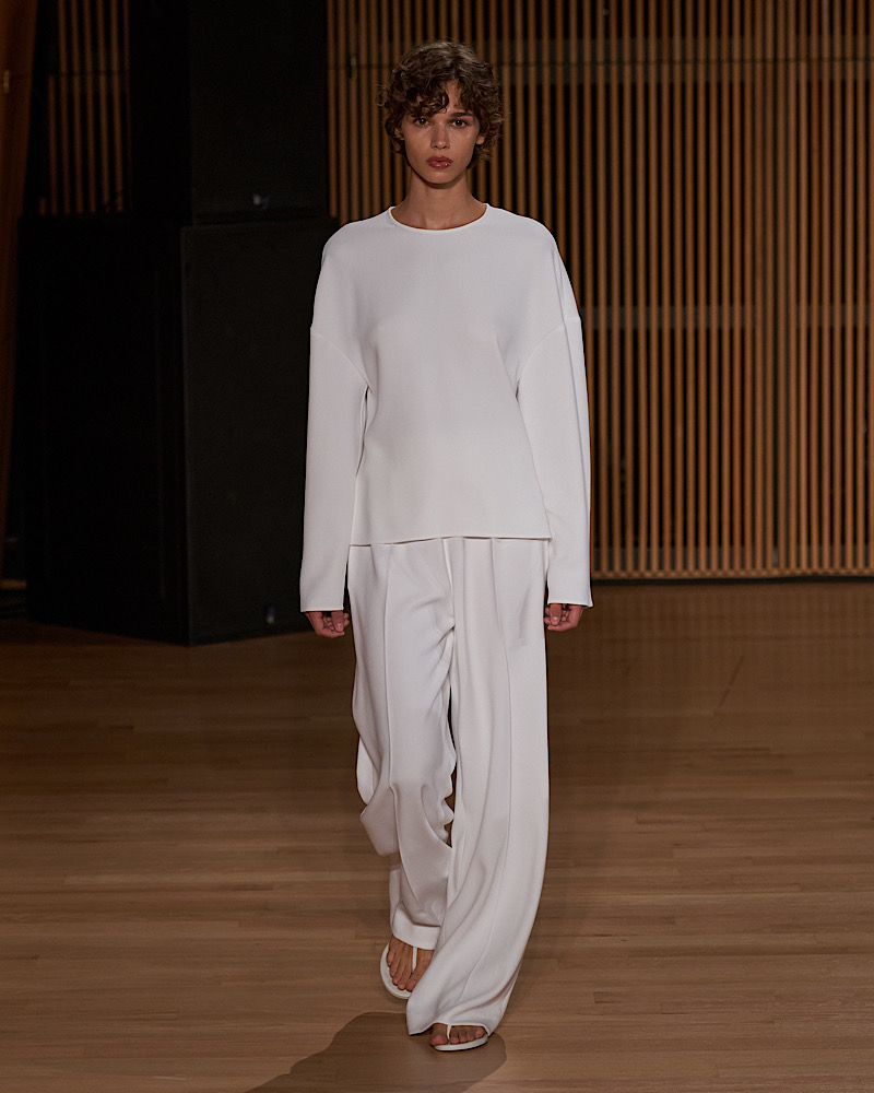 FFORME's Spring/Summer 2024 Collection: A Study in Elegance at New York Fashion Week